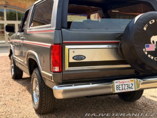Ford Bronco 5.8 V8 4x4 | XLT 1986