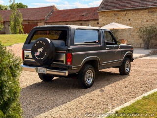 Ford Bronco 5.8 V8 4x4 | XLT 1986