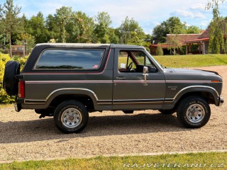 Ford Bronco 5.8 V8 4x4 | XLT 1986