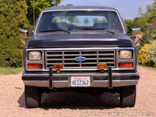 Ford Bronco 5.8 V8 4x4 | XLT 1986