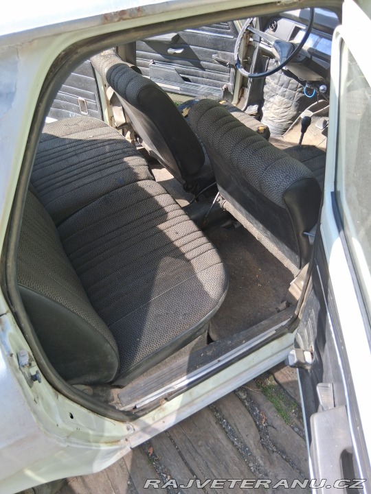 Škoda 100  1976