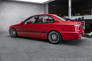 BMW M5  1999