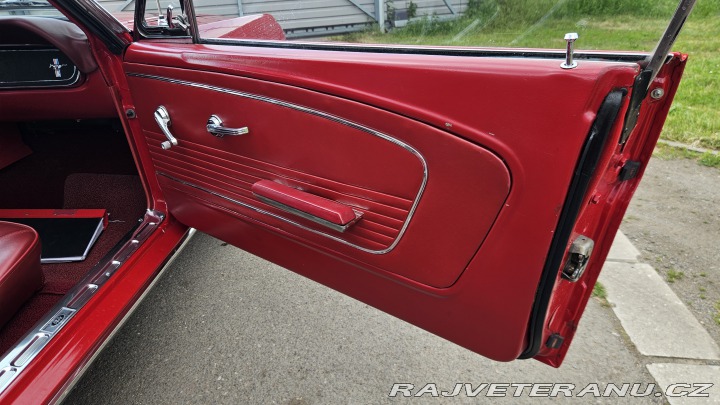 Ford Mustang Fastback 289 V8 renovace 1966