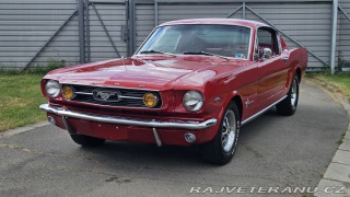 Ford Mustang Fastback 289 V8 renovace 1966