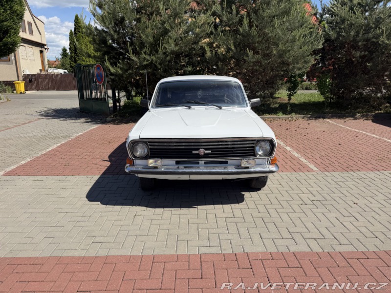 Volha GAZ-24
