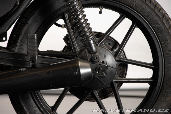 Moto Guzzi Ostatní modely V35 IMOLA CAFE RACER 1983