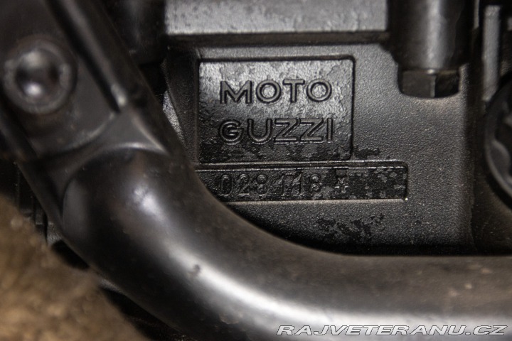 Moto Guzzi Ostatní modely V35 IMOLA CAFE RACER 1983