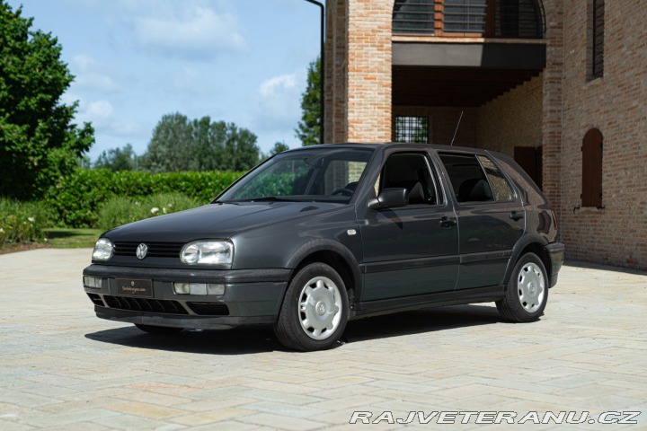 Volkswagen Golf 1.6 GT 1997