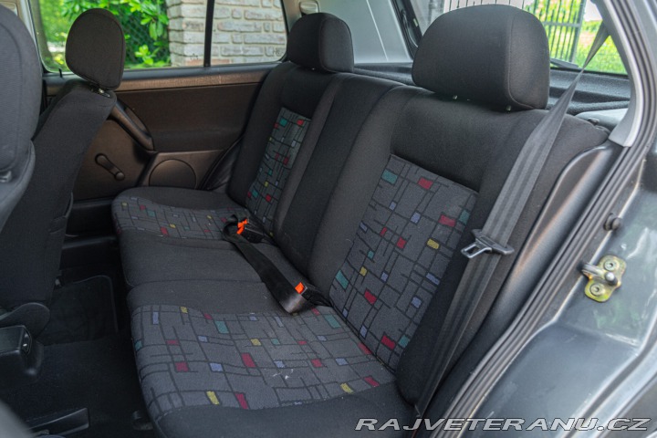 Volkswagen Golf 1.6 GT 1997