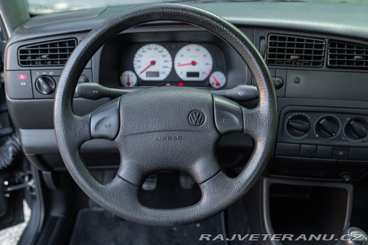 Volkswagen Golf 1.6 GT 1997