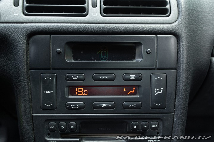 Peugeot 406 Coupé 2000