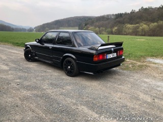 BMW 3 E30 1987