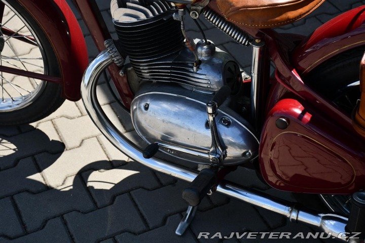 Jawa 250 250/11 Pérák 1948