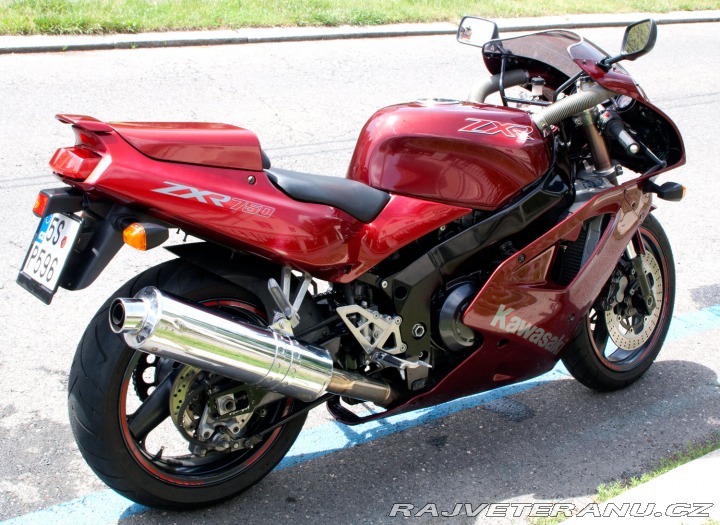 Kawasaki Ostatní modely ZXR 750 J 1992