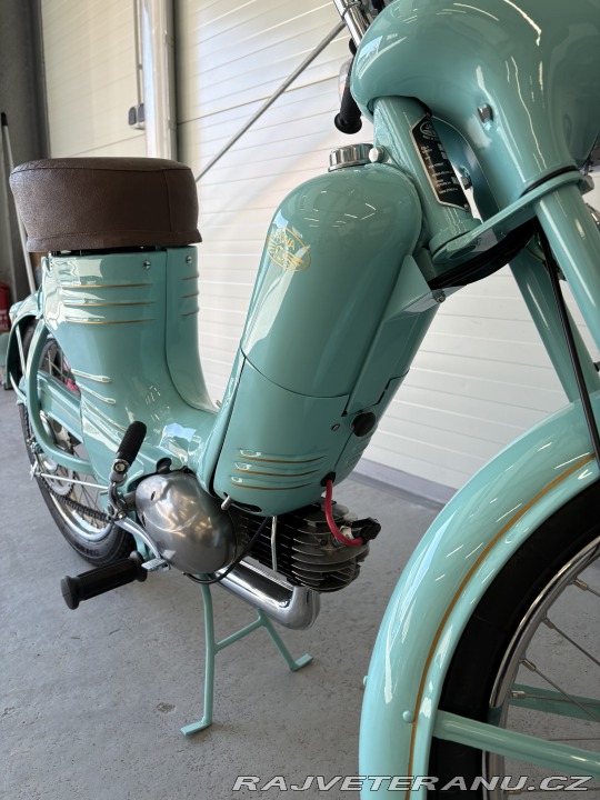 Jawa 50 550 pařez 1958