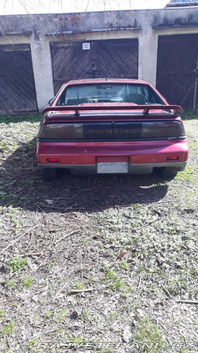 Pontiac Fiero  1986