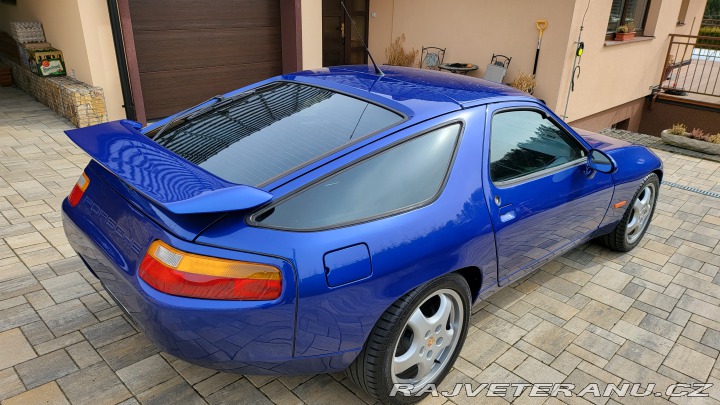 Porsche 928 S4 1987