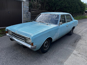 Opel Rekord 1900L