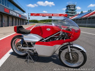 Jawa  V4