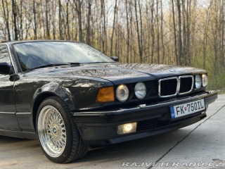 BMW 7 E32 750iL 1988