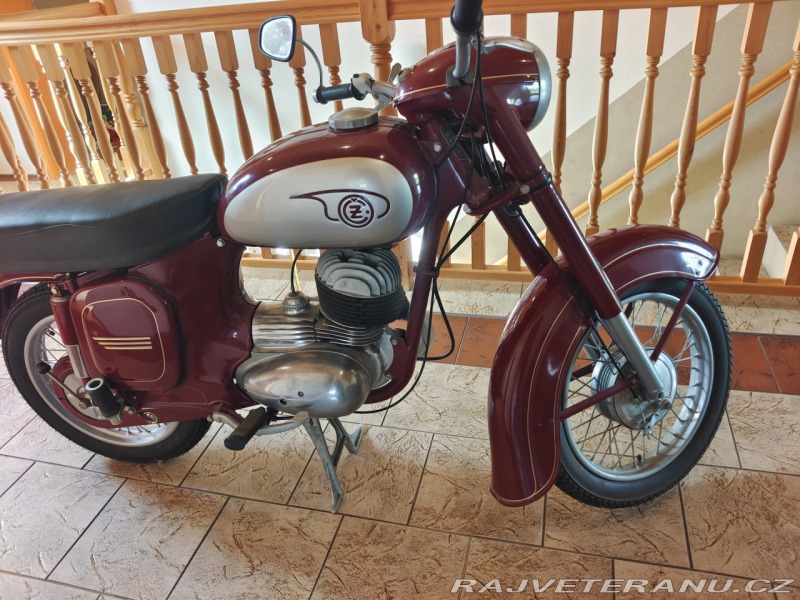 ČZ 125 453