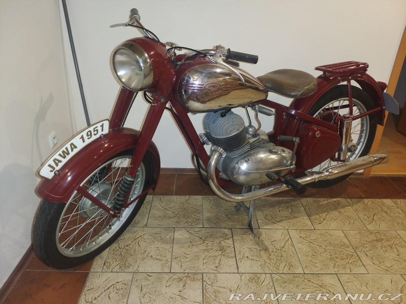 Jawa 350 Pérák
