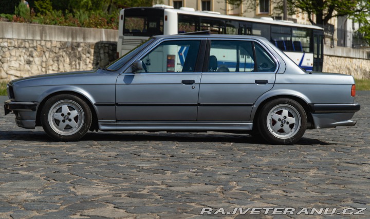 BMW 3 E30 1985