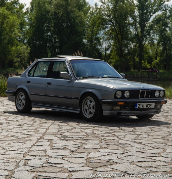 BMW 3 E30 1985