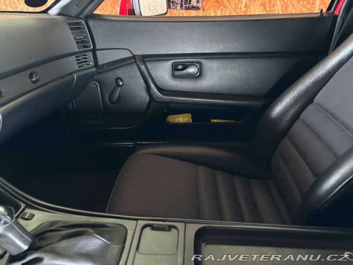 Porsche 944 II 1985