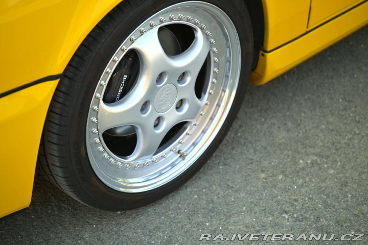 Porsche 911 964 911 Carrera 4 Cabriolet 1991