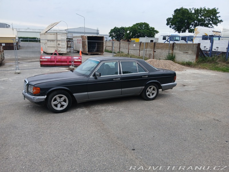 Mercedes-Benz 300 w126