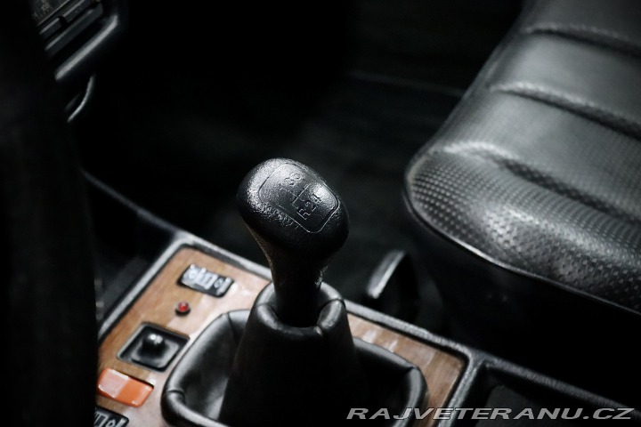 Mercedes-Benz 190 D 2.5 OM602 W201 1990