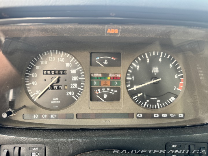 BMW 7 E23 732iA delphingrau 1985