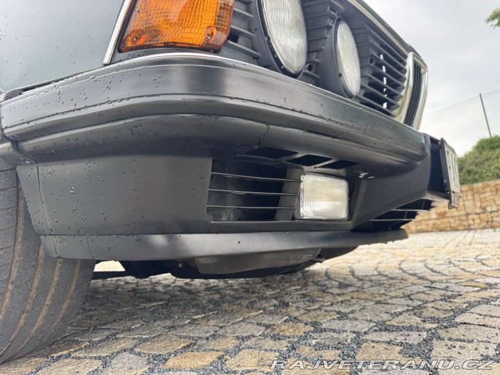 BMW 7 E23 732iA delphingrau 1985