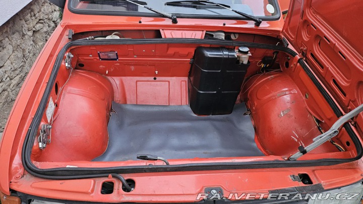 Škoda 120 742.13 1988