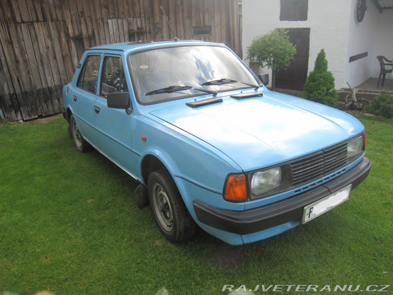 Škoda 105 L