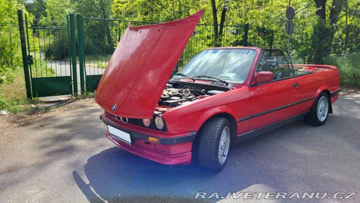 BMW 3 E30 320i 1990