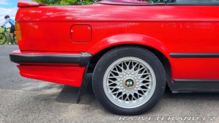 BMW 3 E30 320i 1990