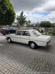 Mercedes-Benz 200 W115 1973
