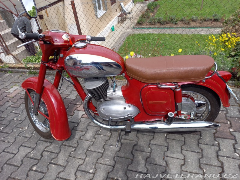 Jawa 250 Panelka 559