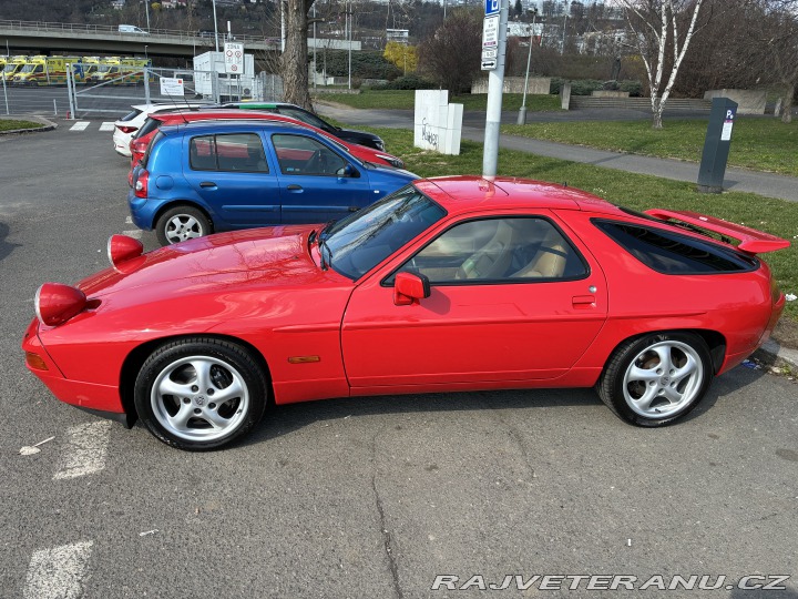 Porsche 928 S4 1988