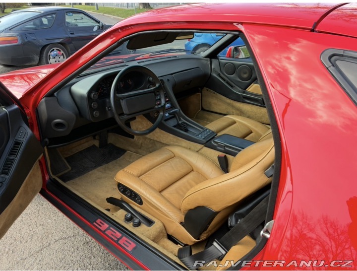 Porsche 928 S4 1988
