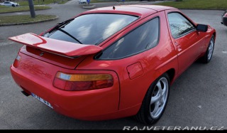 Porsche 928 S4 1988