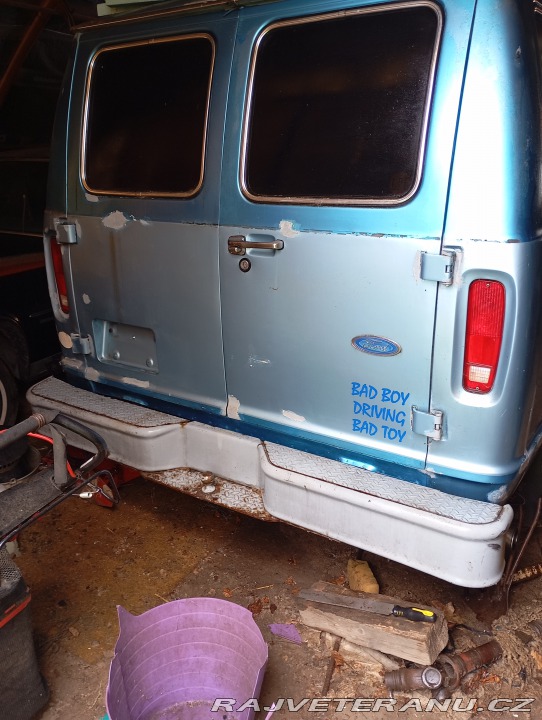 Ford Econoline 1800