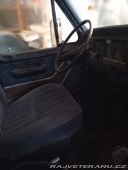 Ford Econoline  1800