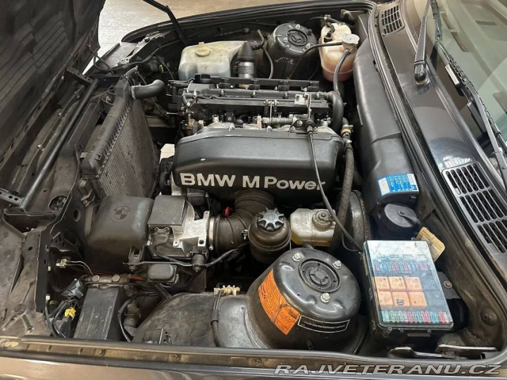 BMW M3 E30 1987