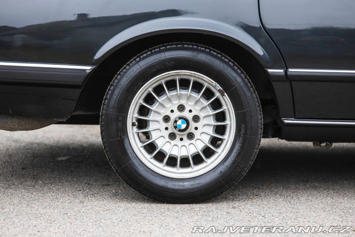 BMW 3 E23 745i 1985