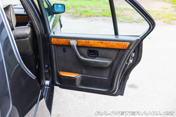 BMW 3 E23 745i 1985