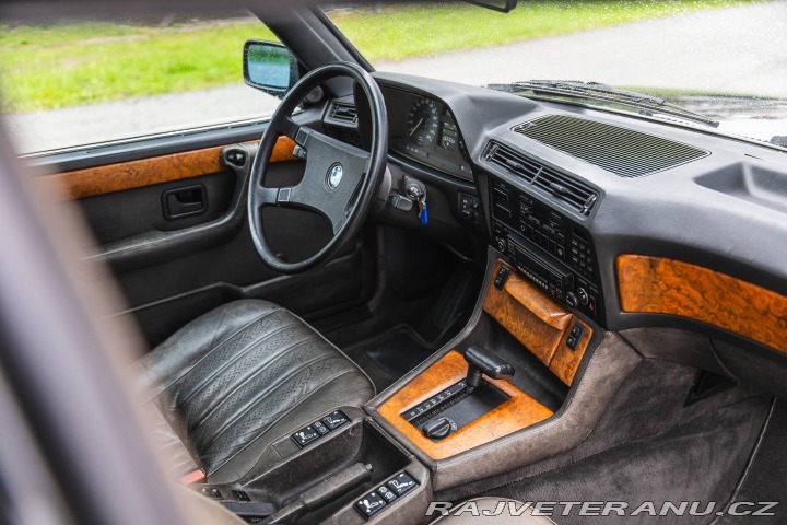 BMW 3 E23 745i 1985