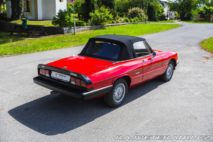 Alfa Romeo Spider 1986